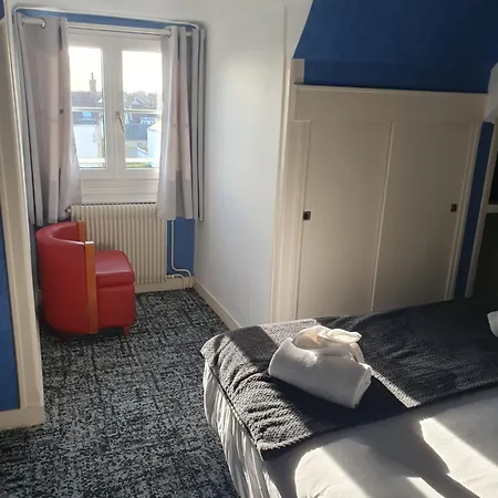 Hotel Le Phare Ouistreham Buitenkant foto
