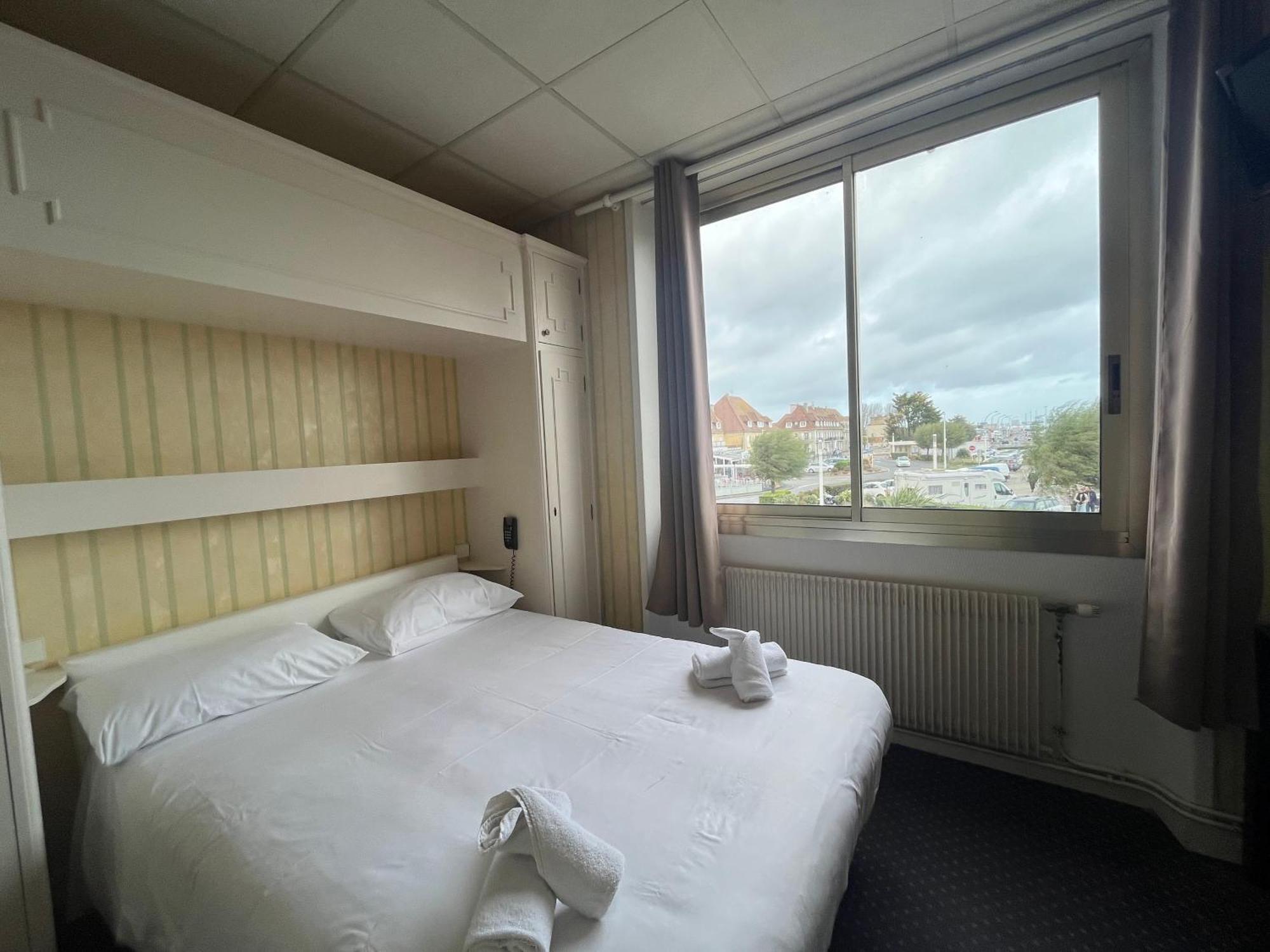 Hotel Le Phare 2*